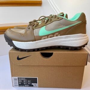 NWT Nike ACG Lowcate Athletic Trail Shoes Unisex Green / Brown